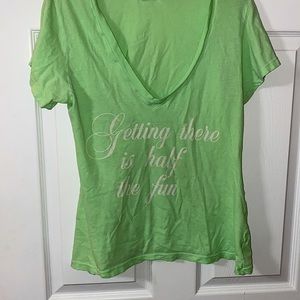 Wildfox Getting there is half the fun tee medium GUC vneck